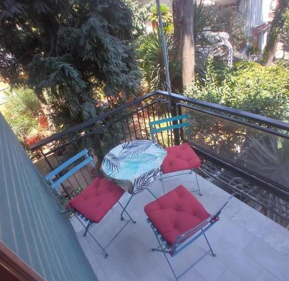 اتاق استاندارد با چشم‌انداز باغ, Casa Del Capitano Suite