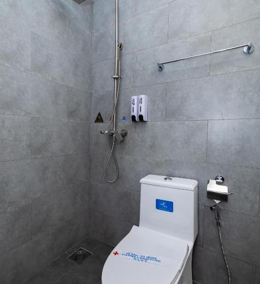 استودیوی لوکس, Khách Sạn Phước Lộc Thọ 2   福禄寿