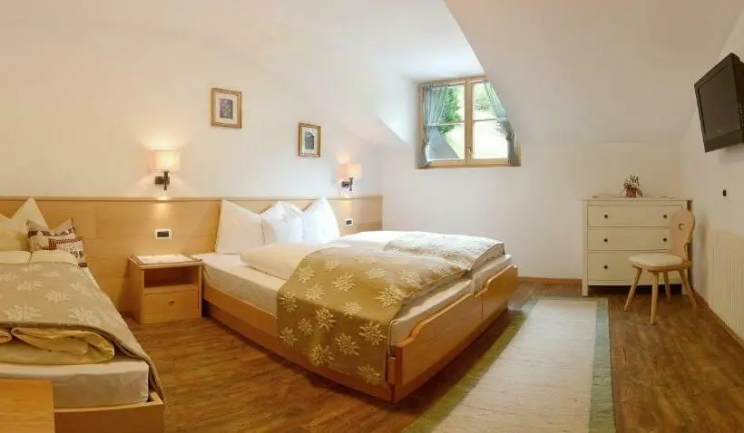 家族用アパートメント, B&b Appartments Cudlea