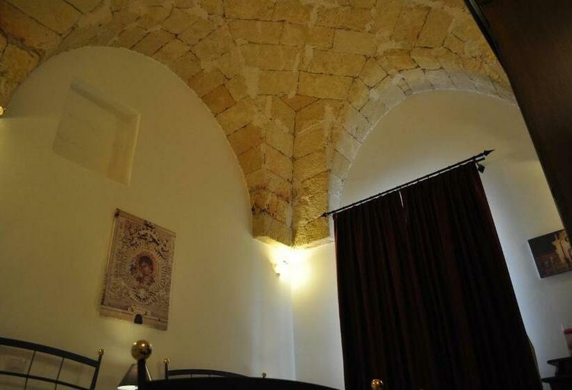 スタンダードルーム, B&b Corte Regina Esther