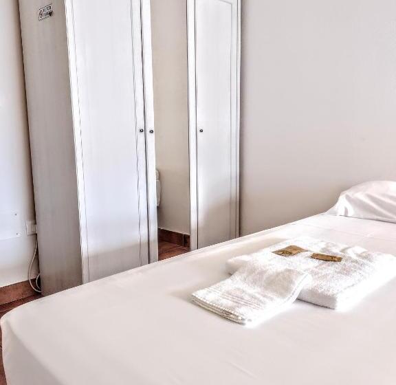 バス共有のスタンダードルーム, Affittacamere Di Andrea Bertolino Argelato