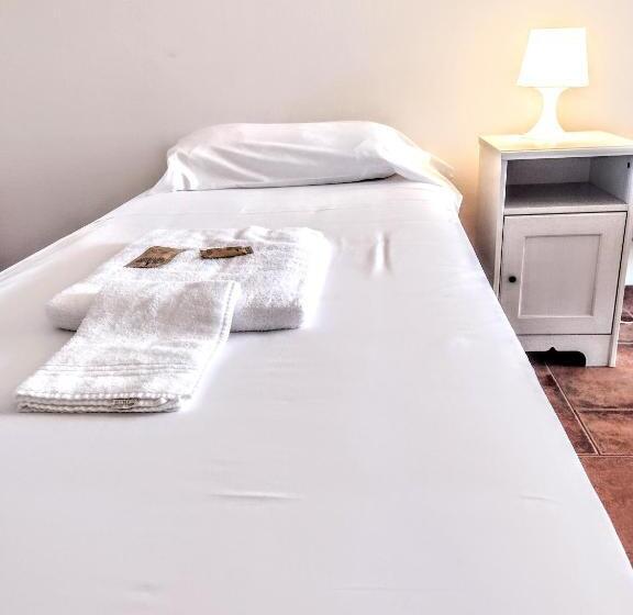 バス共有のスタンダードルーム, Affittacamere Di Andrea Bertolino Argelato