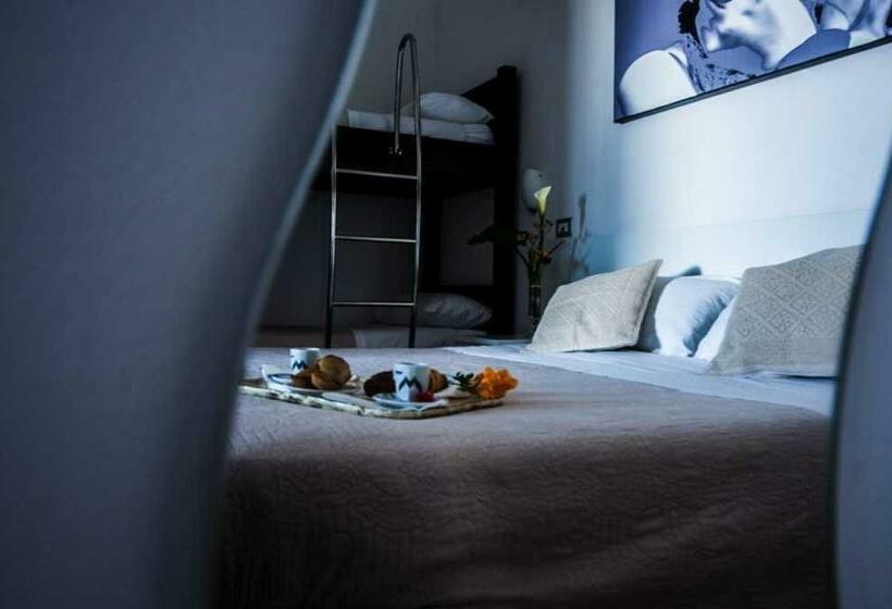 חדר סטנדרט, Dolmen Houses