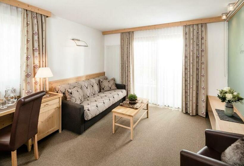 Люкс, Boutique Hotel Nives Luxury & Design In The Dolomites