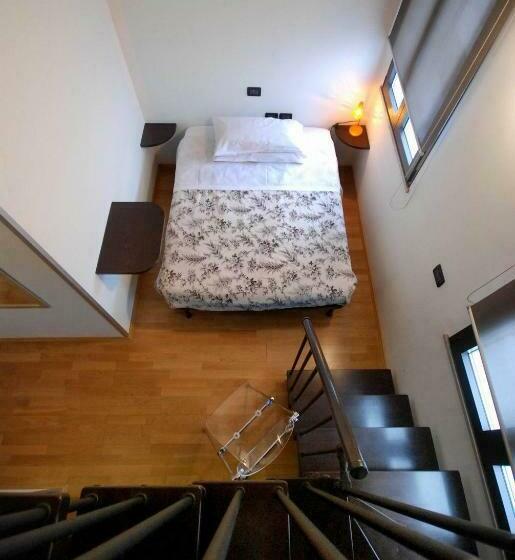 标准间, Albergo Delle Industrie