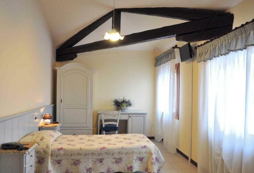 חדר סטנדרט יחיד, Callalta