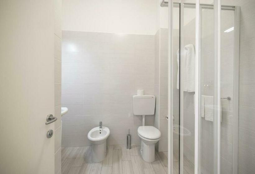 Standardzimmer mit Meerblick & Balkon, Continental