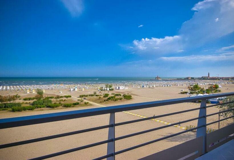 Standardzimmer mit Meerblick & Balkon, Continental