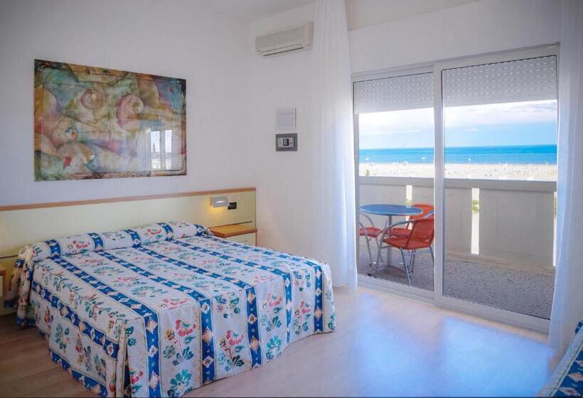 3-Bett-Standardzimmer Meerblick, Continental