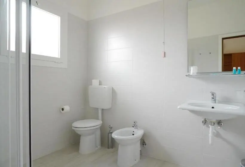 Triple Room Sea View, Continental