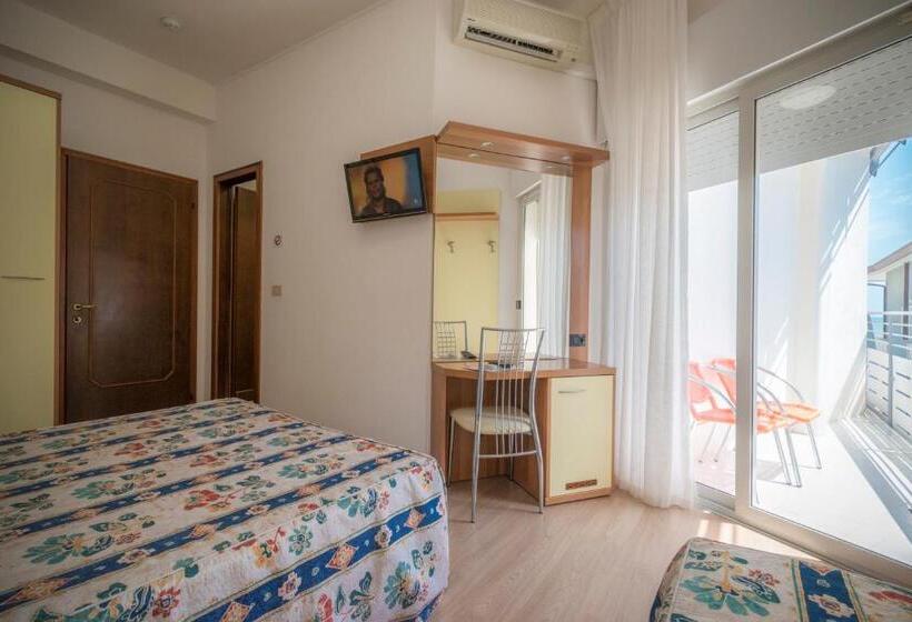 Familienzimmer seitl. Meerblick, Continental