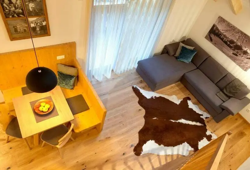 Juniorsviitti Vuoristonäkymä, Foestlerhof