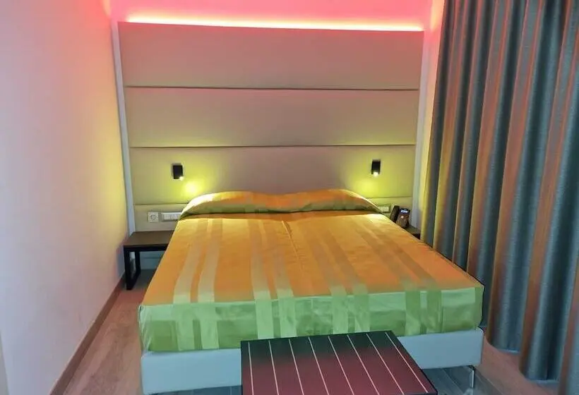 Standard Neljän Hengen Huone, Venice Beach Hvb 34 Lifestyle 4 Superior
