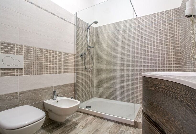 חדר סופריור לארבעה, Il Buongustaio