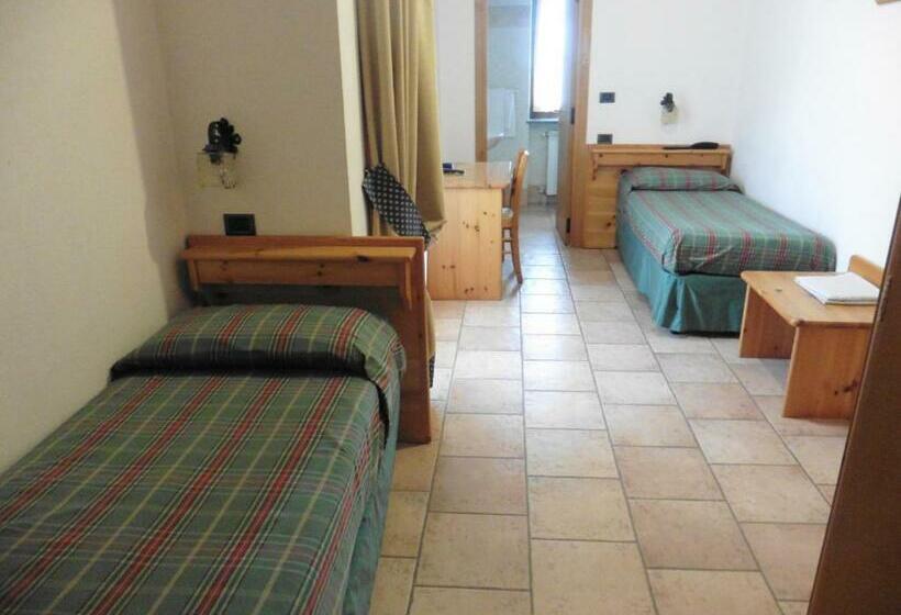 غرفة قياسية, Mont Nery