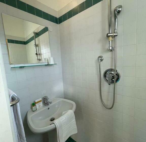 غرفة قياسية فردية, Pensione Ornella