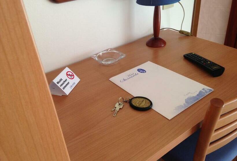 Quarto Estandar, Stoccarda