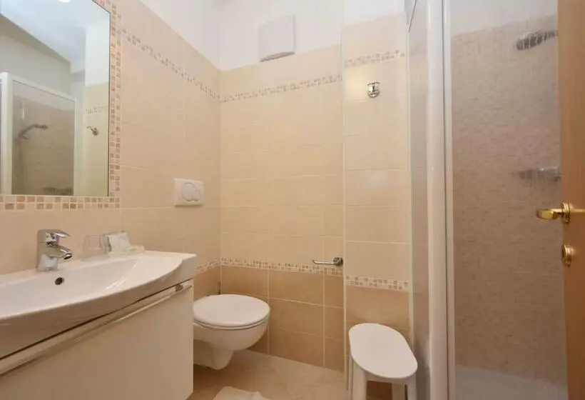 اتاق استاندارد یک نفره, Villa Gemmy