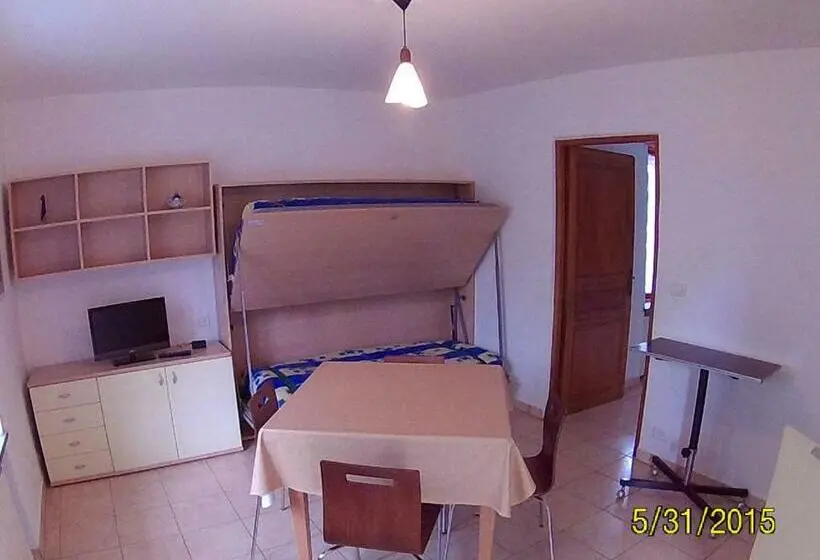 Huoneisto 1 Makuuhuone, Residenza La Ruina
