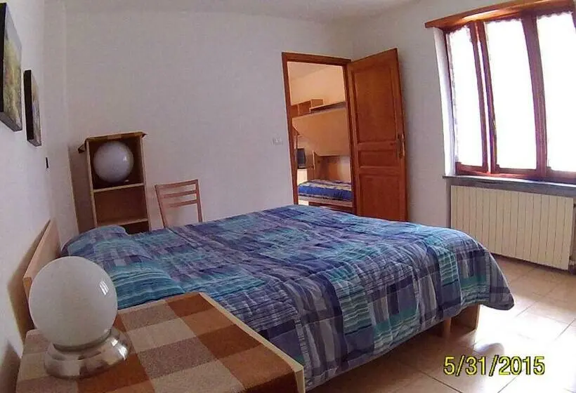Huoneisto 1 Makuuhuone, Residenza La Ruina