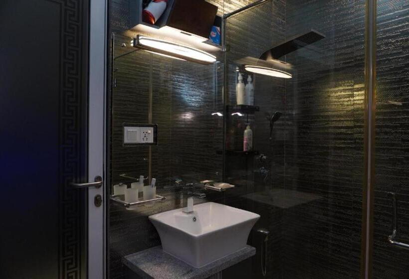 Chambre Deluxe, Fortview International