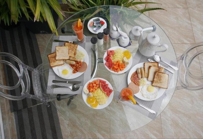 Chambre Deluxe, Fortview International