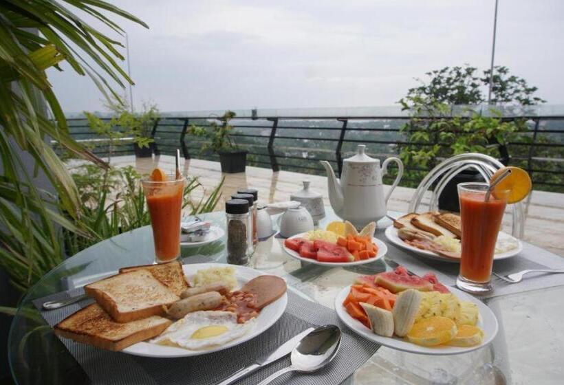 Chambre Deluxe, Fortview International