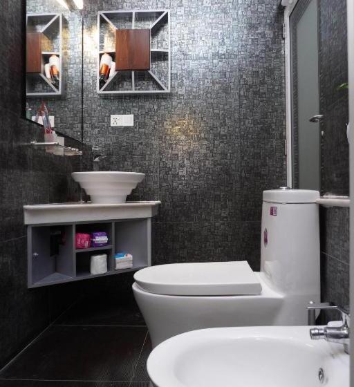 Chambre Deluxe avec Balcon, Fortview International