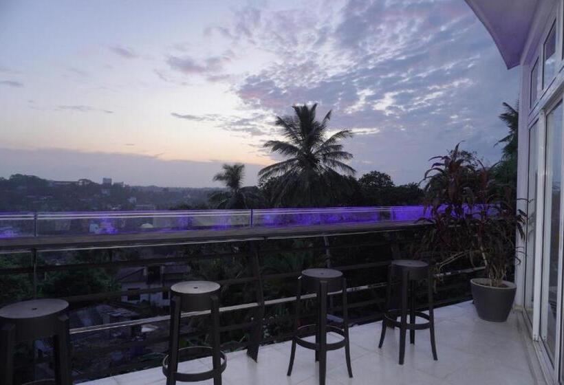 Chambre Deluxe avec Balcon, Fortview International