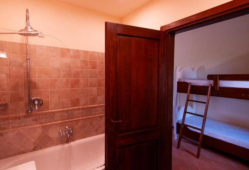 סוויטת ג'וניור משפחתית, Borgo Sant Apollinare   Resort