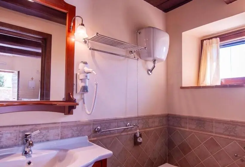 テラス付き１ベッドルームアパートメント, Borgo Sant Apollinare   Resort
