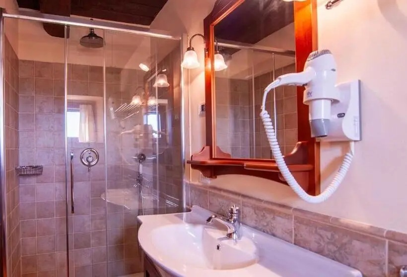 テラス付き１ベッドルームアパートメント, Borgo Sant Apollinare   Resort