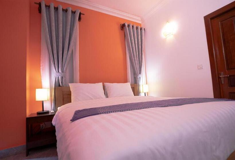 발코니가 있는 스위트, Daun Penh Palace Boutique