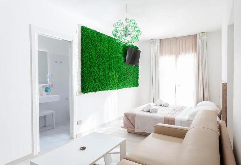 スタンダードトリプルルーム, Glorian