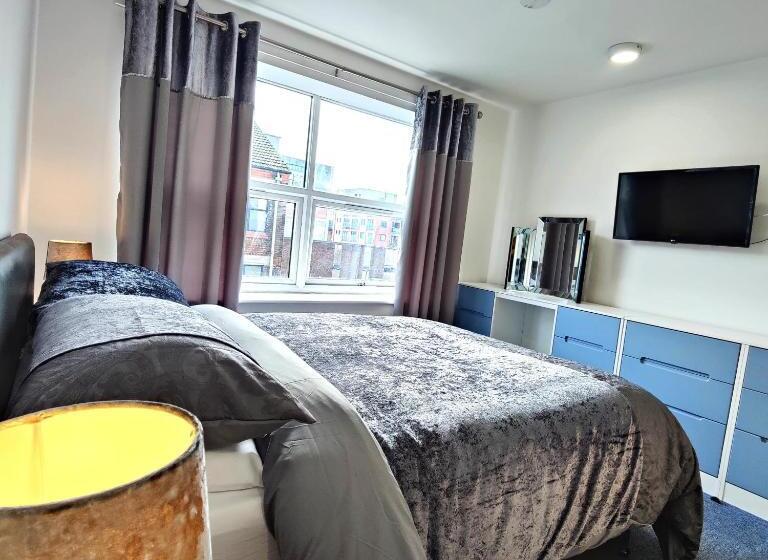 스탠다드 룸, Liverpool Stays Kempston Court