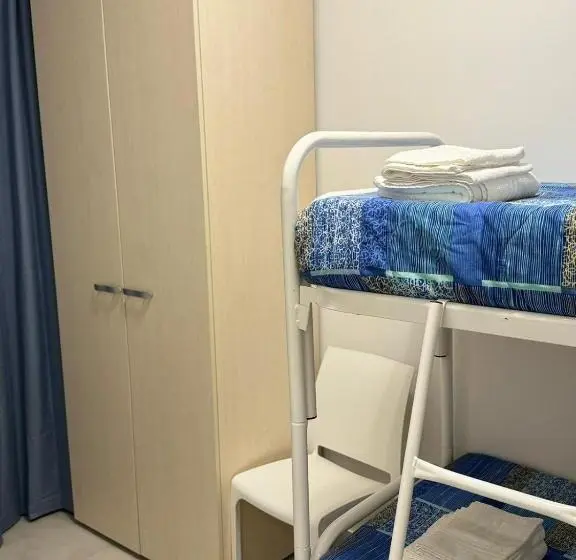 スタンダード４人部屋, Guest House  In Piazzetta