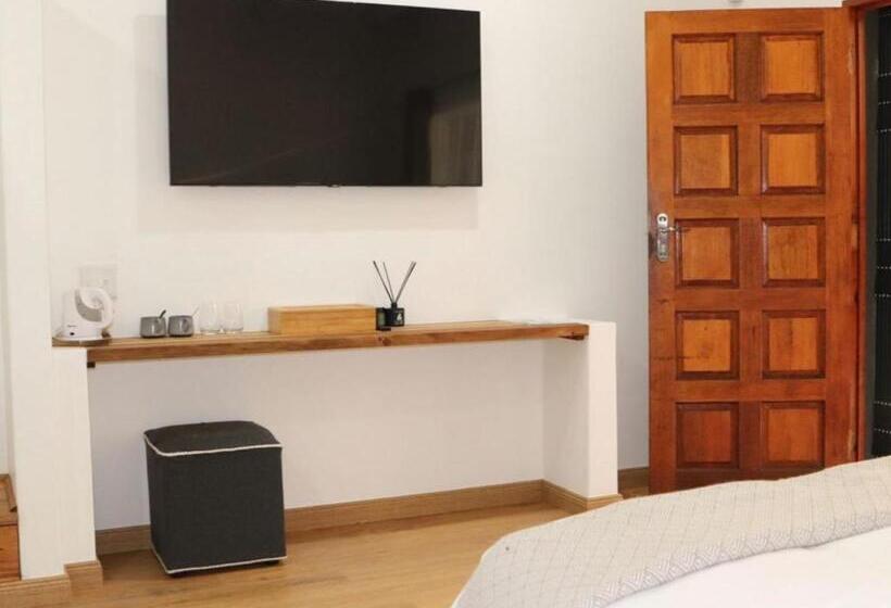 舒适型房间, Fiddler S Green