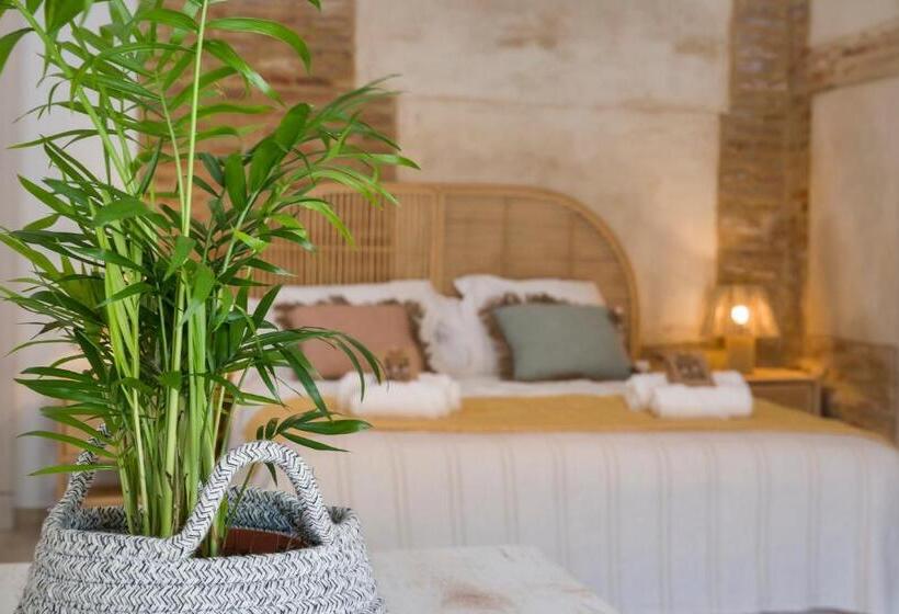 Quarto Estandar para Deficientes Físicos, La Casa De Las Flores