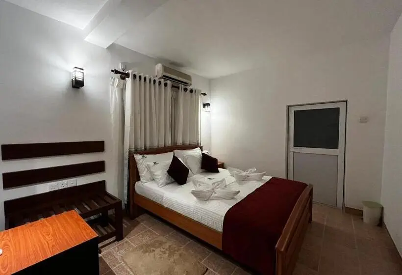 Standard Yhden Hengen Huone, Livin Lush Luxury Retreat