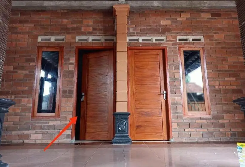 Quarto standard, Wisma Sadewa