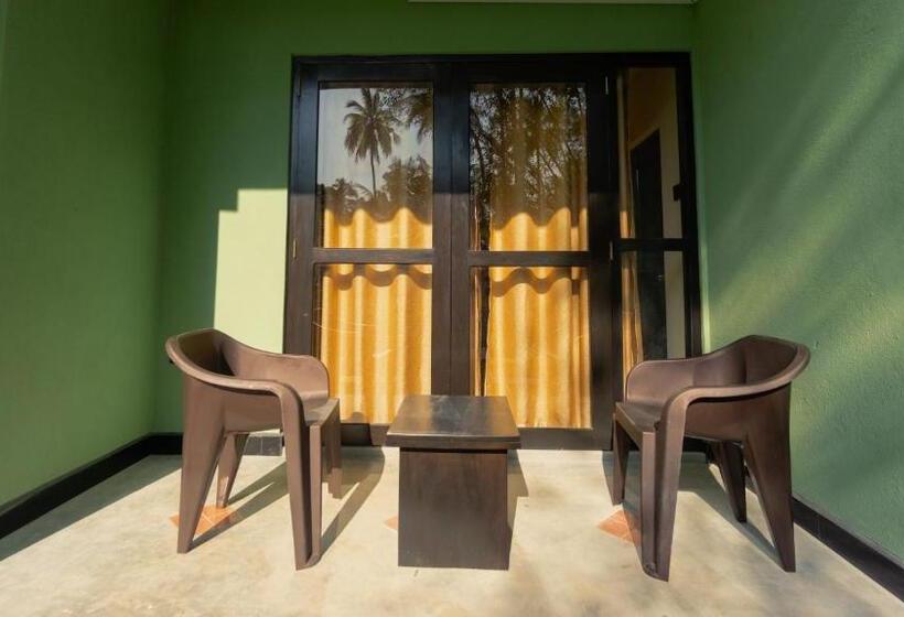 ファミリールーム, Three Lines