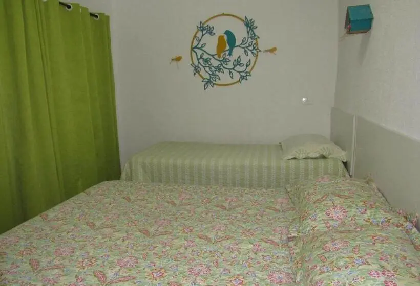 اتاق استاندارد, Hostel Brasil Gru