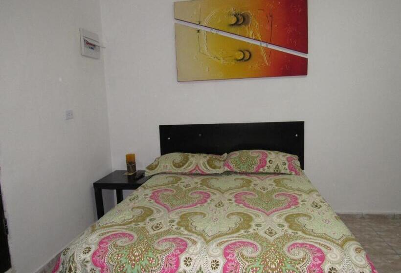 اتاق کلاسیک چهارنفره, Hostel Brasil Gru