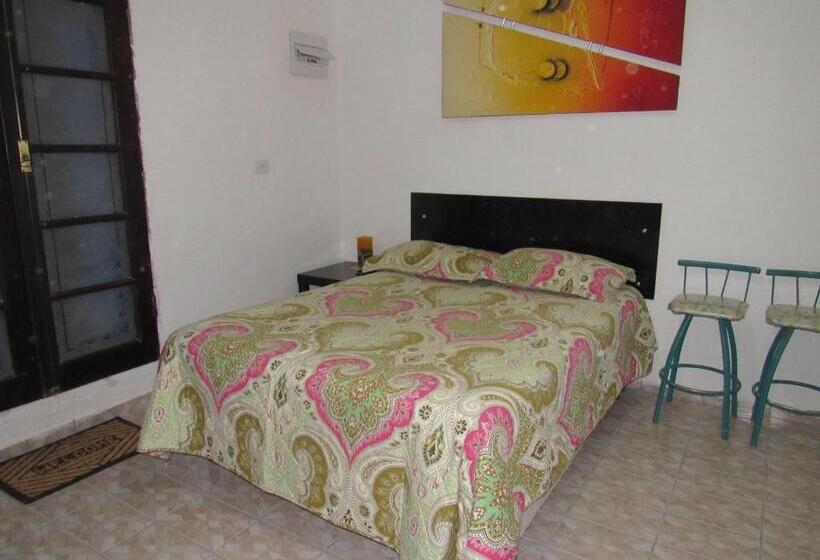 اتاق کلاسیک چهارنفره, Hostel Brasil Gru