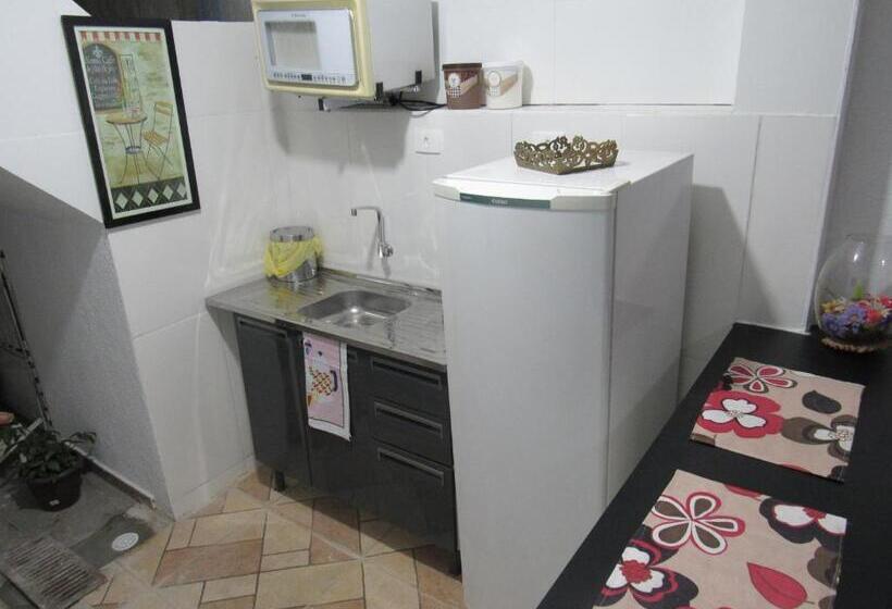 اتاق کلاسیک چهارنفره, Hostel Brasil Gru