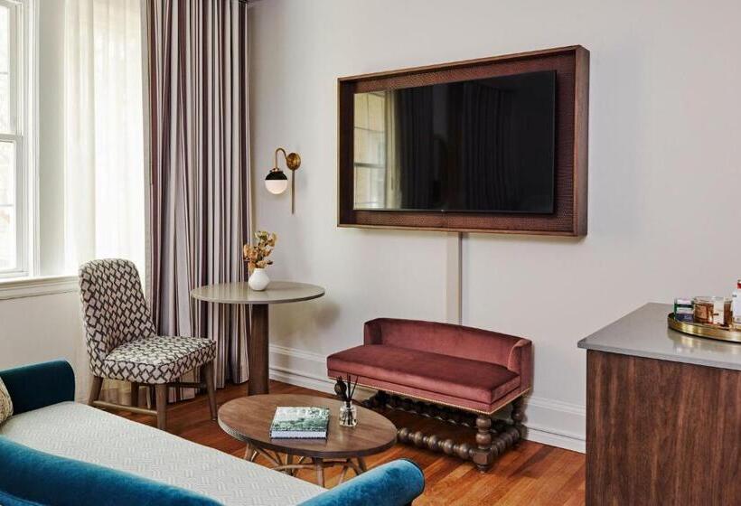 اتاق استاندارد با تخت بزرگ برای معلولان, Granada Midtown