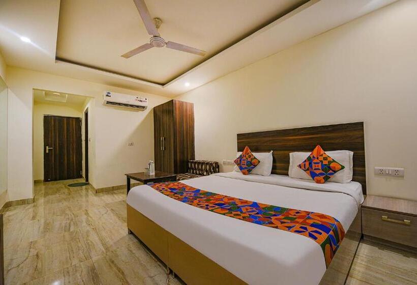 발코니 디럭스 룸, International Embassy Suites