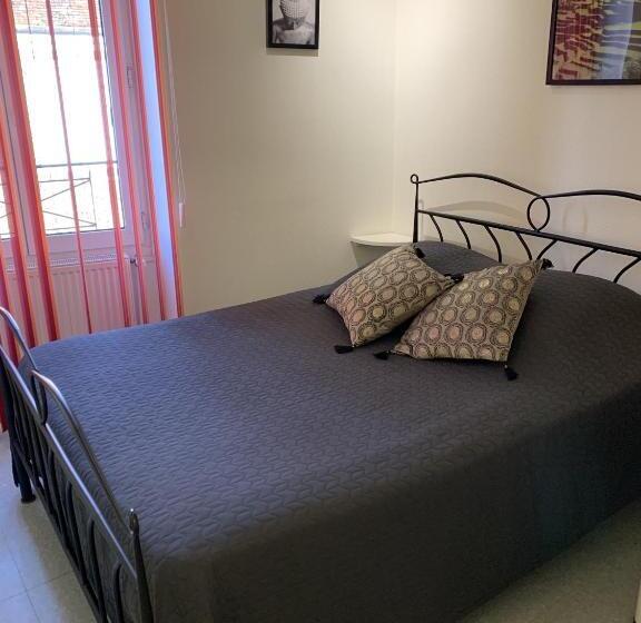 스탠다드 룸, Malocco