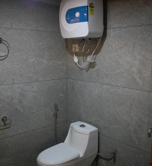 带大床的豪华间, The Grand Ark