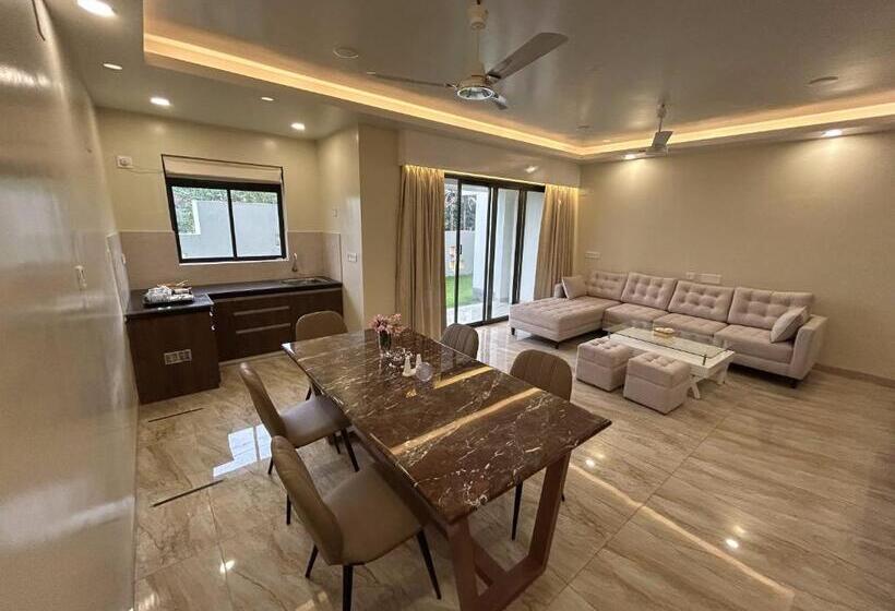 Бунгало Стандарт 3 Спальни, The Pearl Club Resort